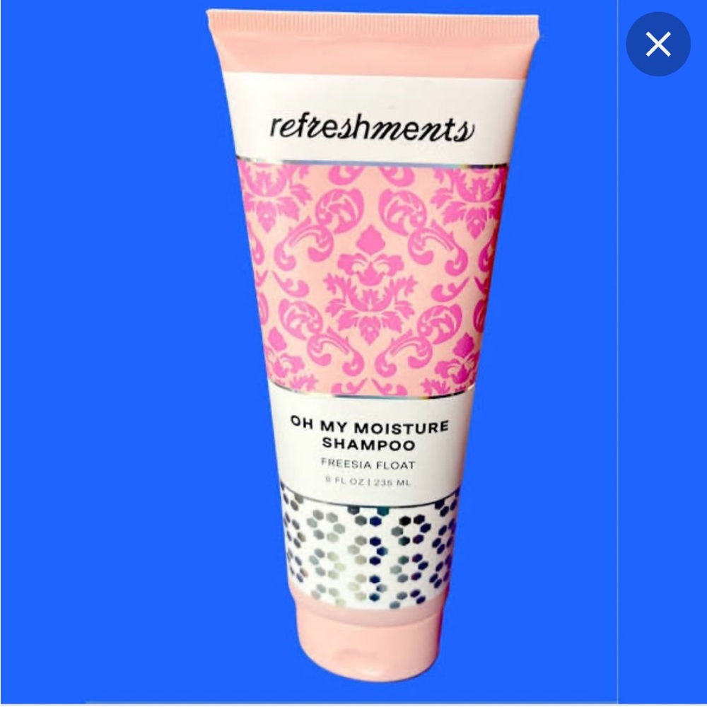 REFRESHMENTS Oh My Moisture Shampoo